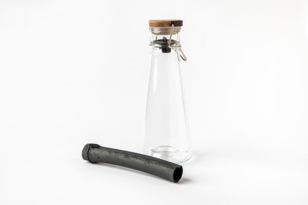 Butelka na wodę z filtrem węglowym
